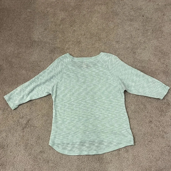 No Boundaries 3/4 Length Sleeve Top - Picture 4 of 4